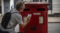 Daniel Kretinsky ‘ready to consider’ giving workers a stake in Royal Mail