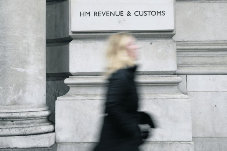 UK tax gap nears £40bn as Tories and Labour pledge crackdown