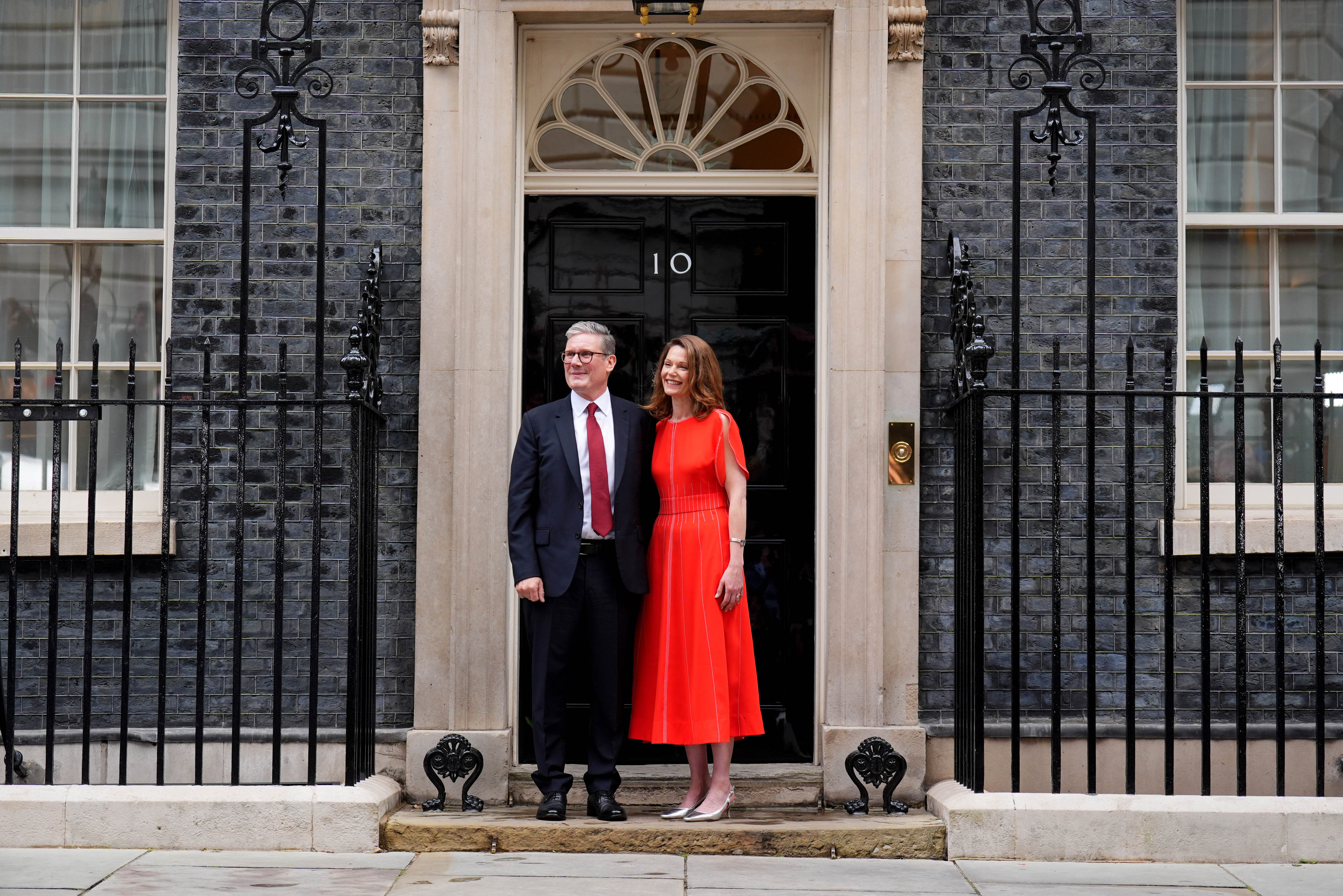 Election 2024: Live updates as Prime Minister Keir Starmer enters No 10 after Labour landslide